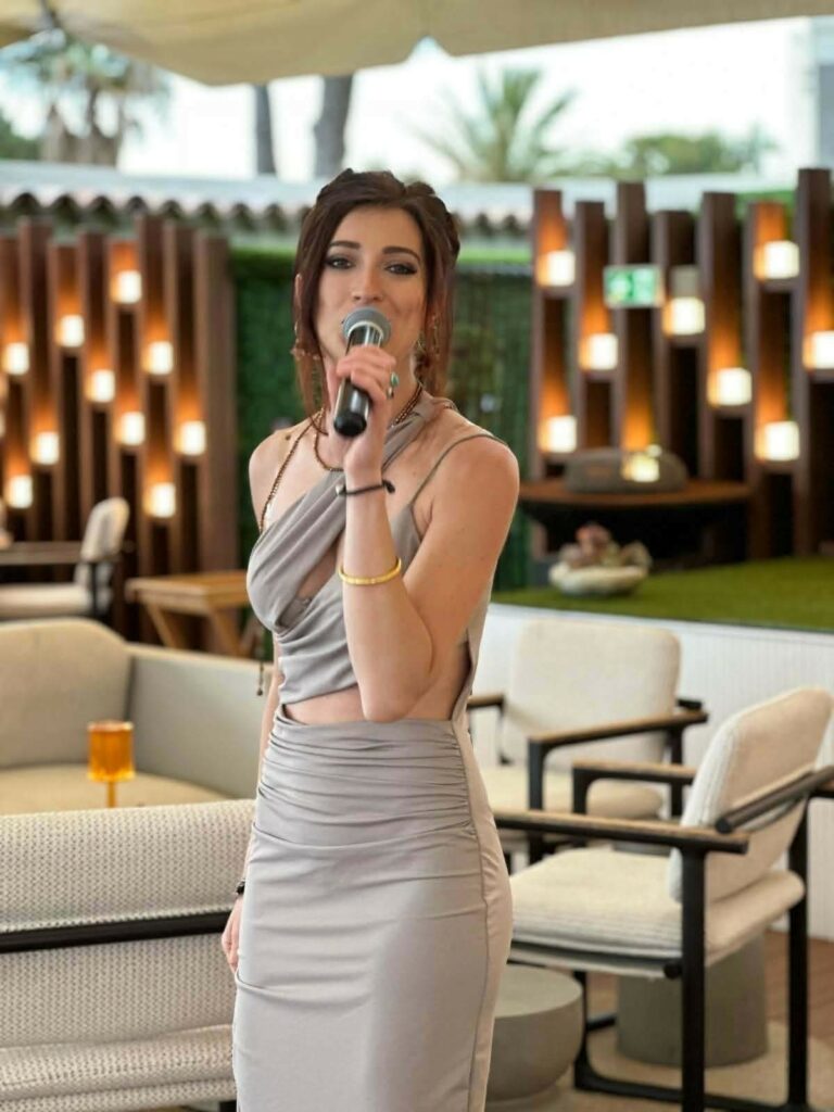 LIVE MUSICAL – ALEXIA MORENO SUR LE ROOF TOP le 27/6/26